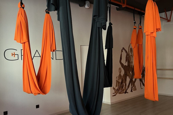 Продаж прибуткового спортивного клубу в центрі Києва